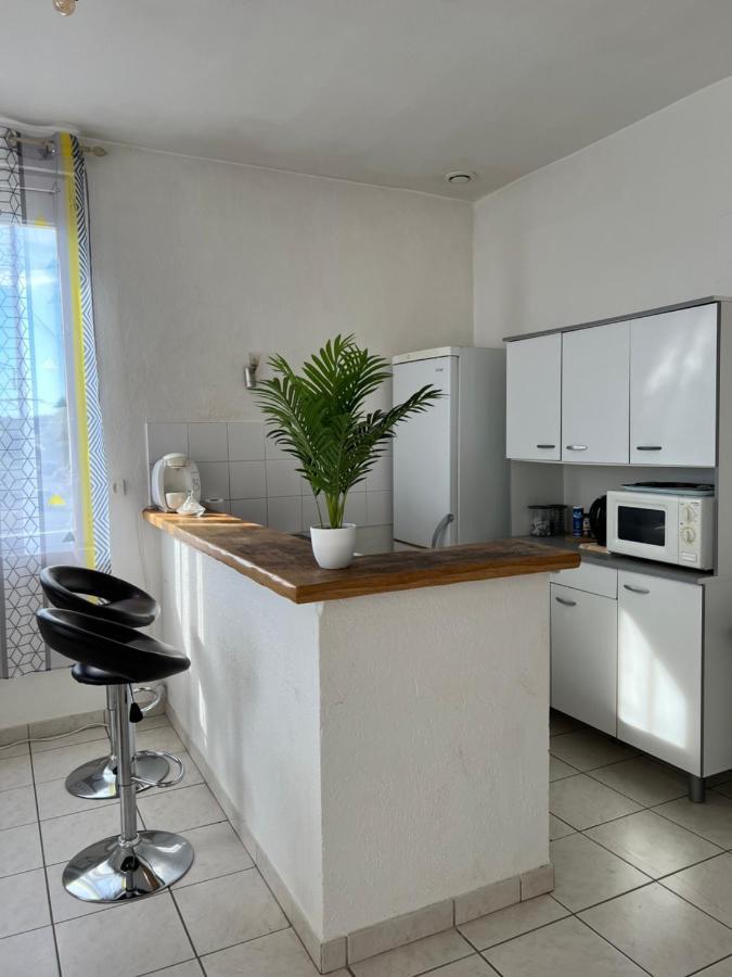 Ferienwohnung Good Loc Sens Exterior foto
